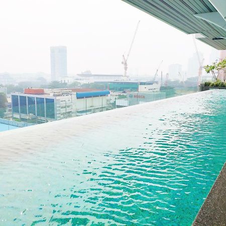 5-Star Apartment + Infinity Pool, 4 Pax, 1 Min To Jaya One Petaling Jaya Bagian luar foto